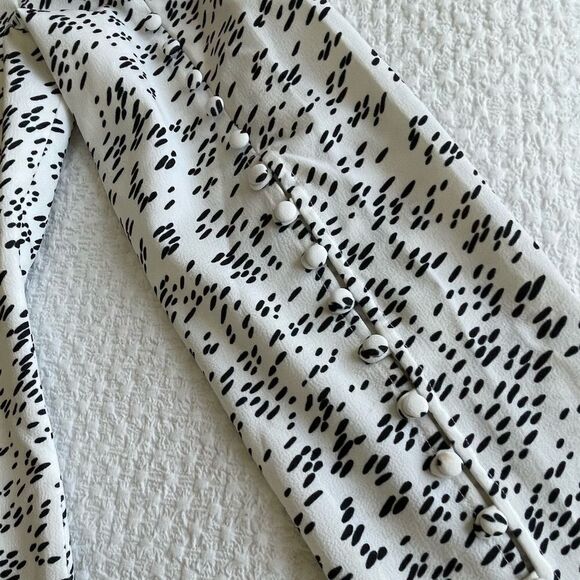 Keepsake white and black design off shoulder dress size large EUC - Picture 8 of 12